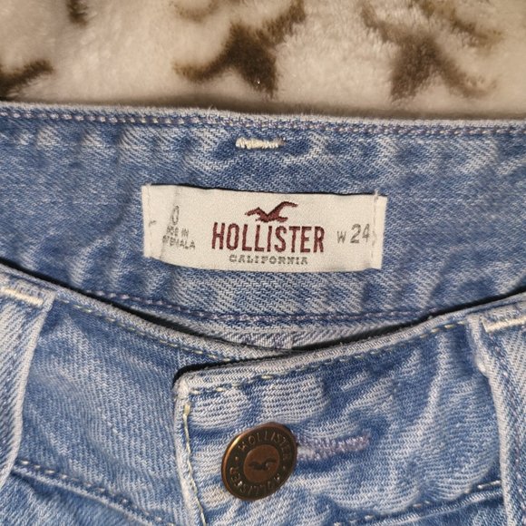 Hollister Woman's Button-Up Denim Shorts - Picture 3 of 5